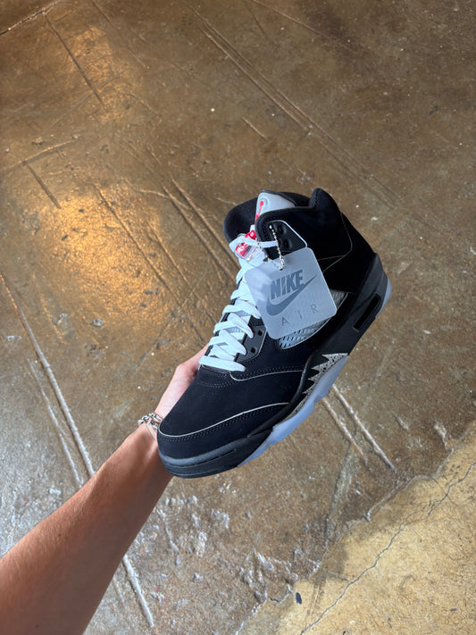 AJ5 Metallic (11) DS