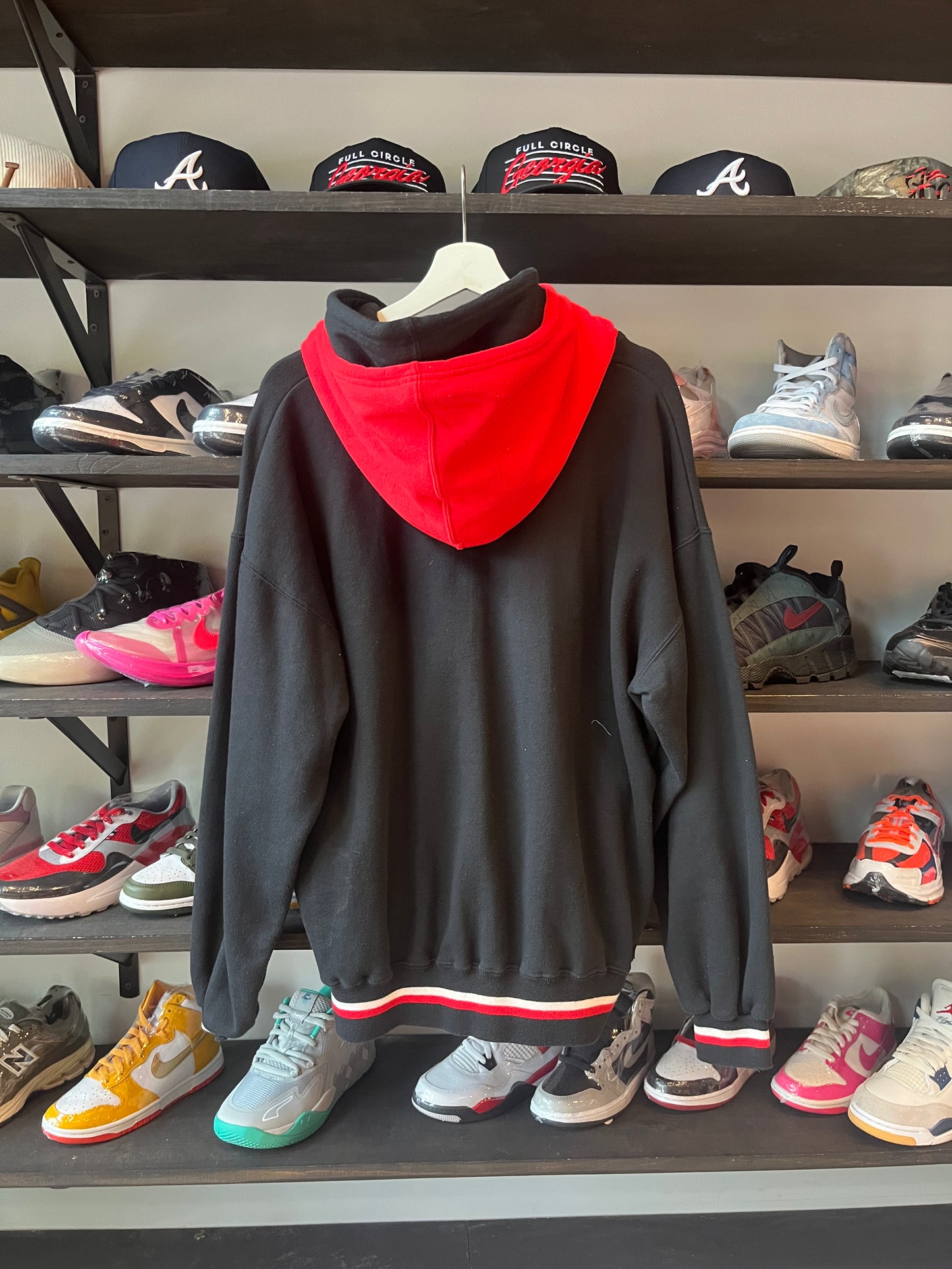 Vintage Starter Bulls Double Layered Hoodie (L)