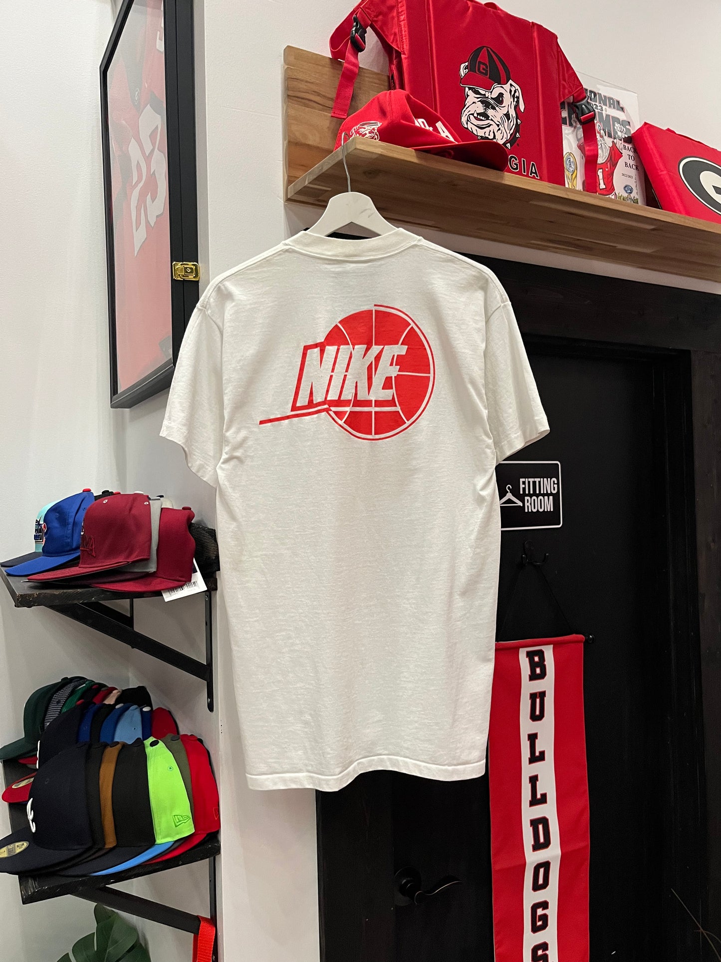 Vintage Nike UGA Basketball Tee (XL)