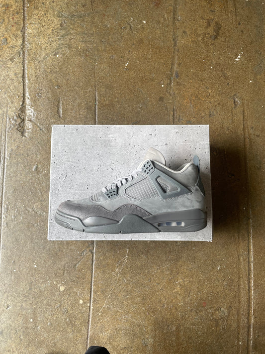 AJ4 wet cement (10.5) Worn