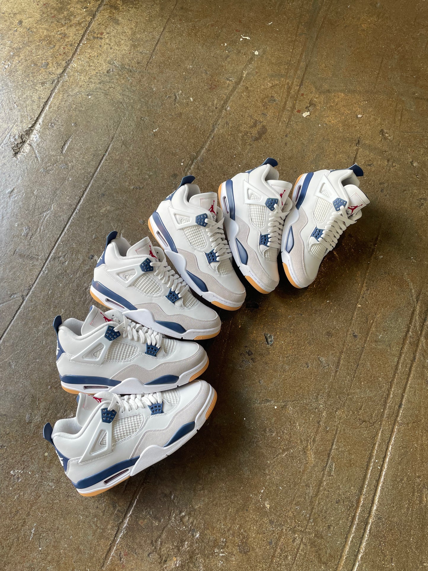 AJ4 Nike SB Navy Brand New