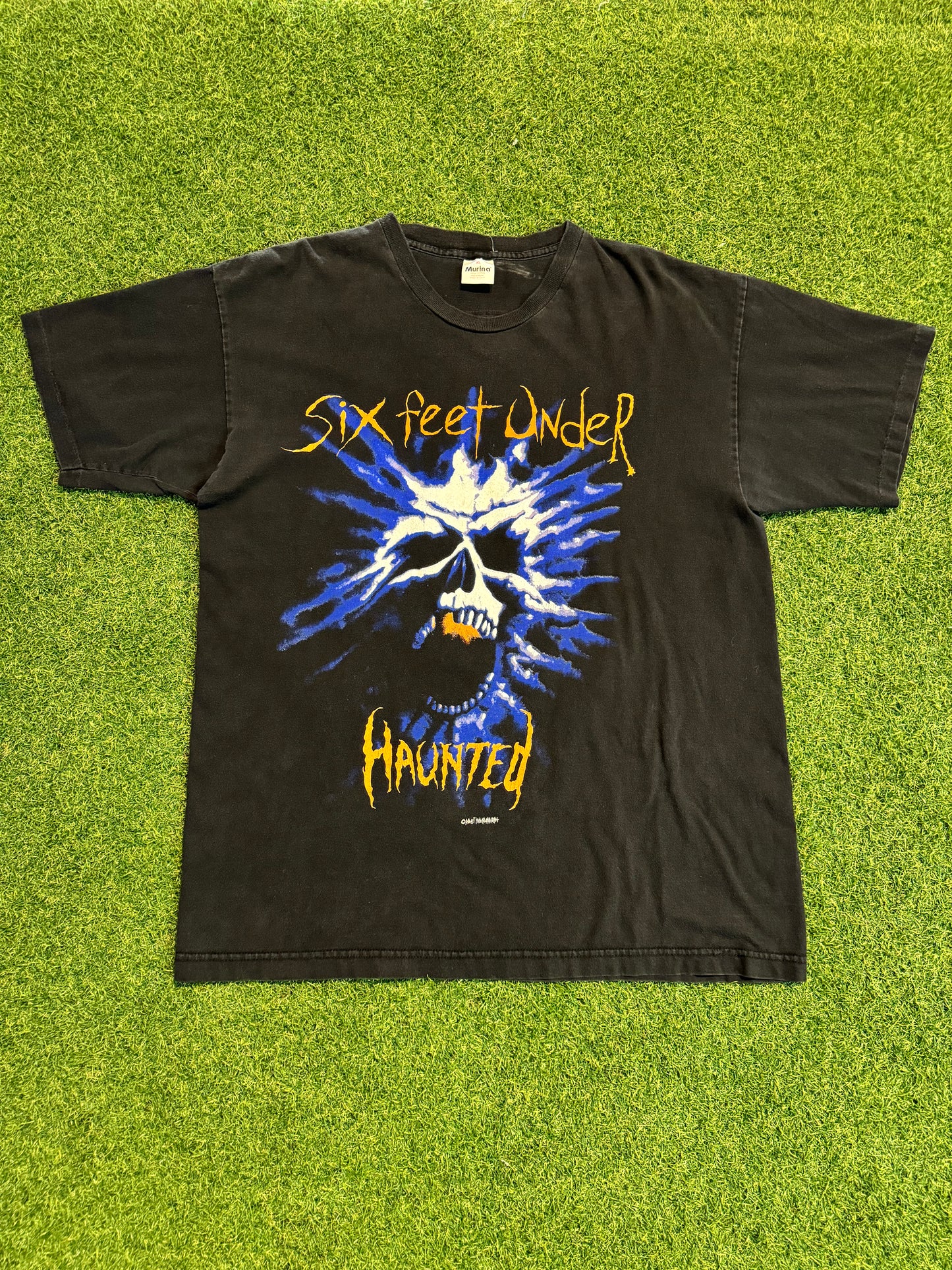 Vintage 6 feet under band tee (XL)