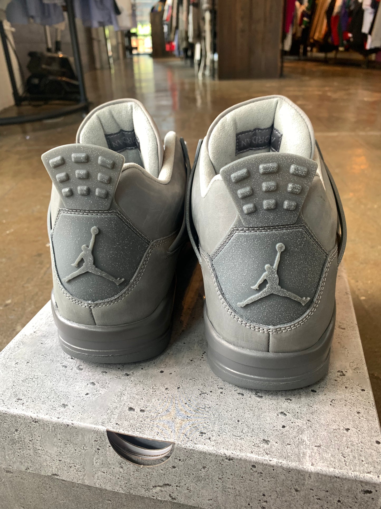 AJ4 Wet Cement (10.5)