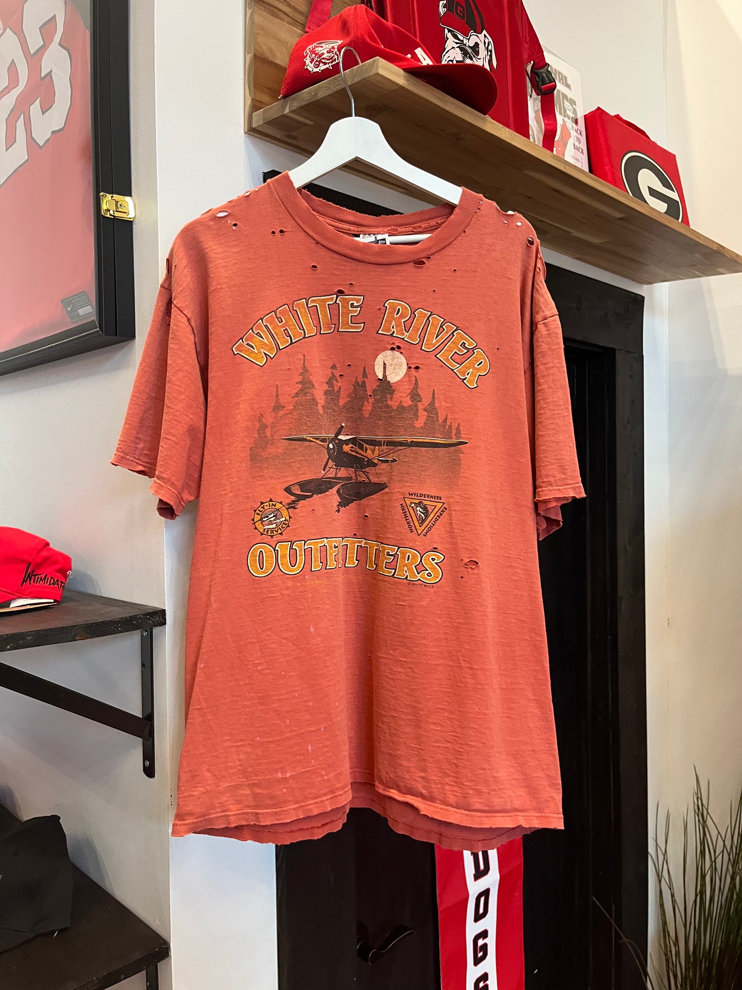 Vintage White River Tee (XL)