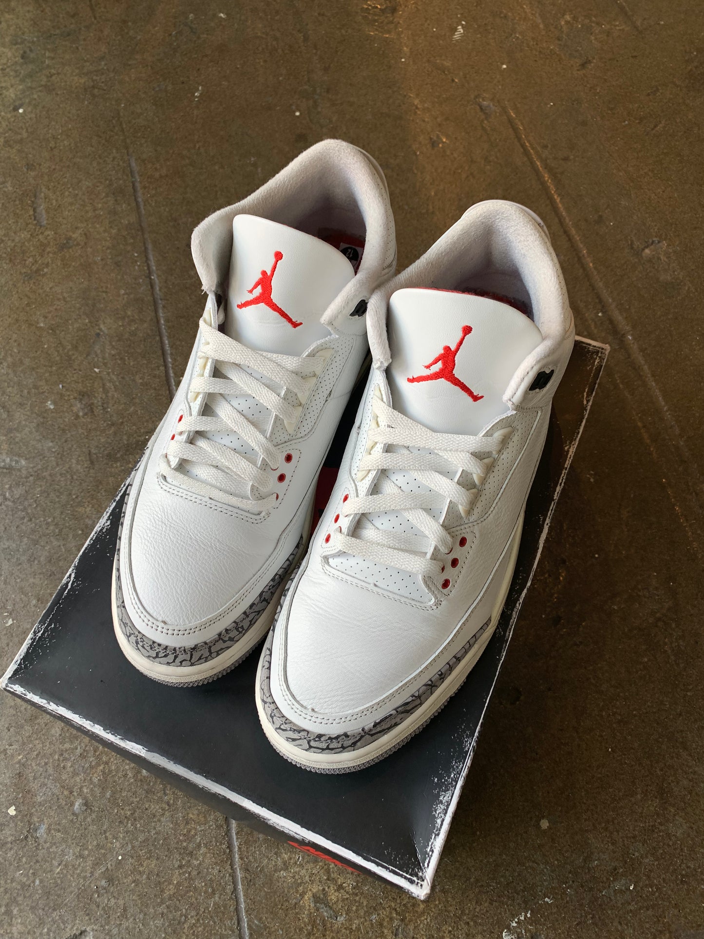 AJ3 White Cement (12) Worn