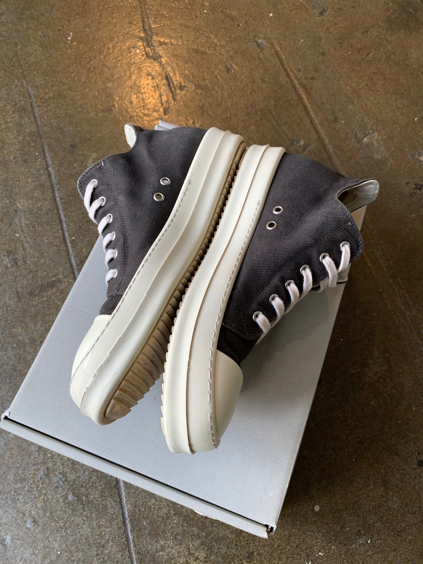 RO Ramone Low (43) Worn