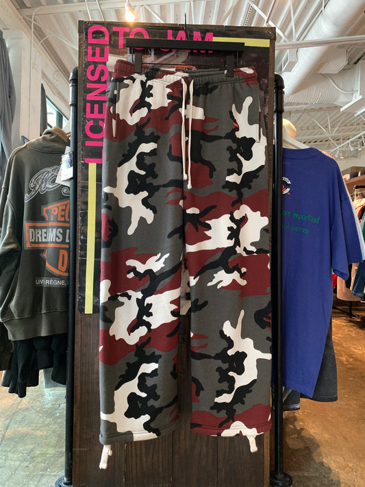 Supreme Camo Sweatpants (M) Worn