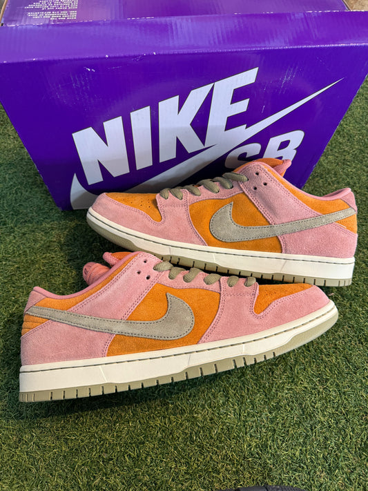 Sb dunk low red stardust (12) brand new