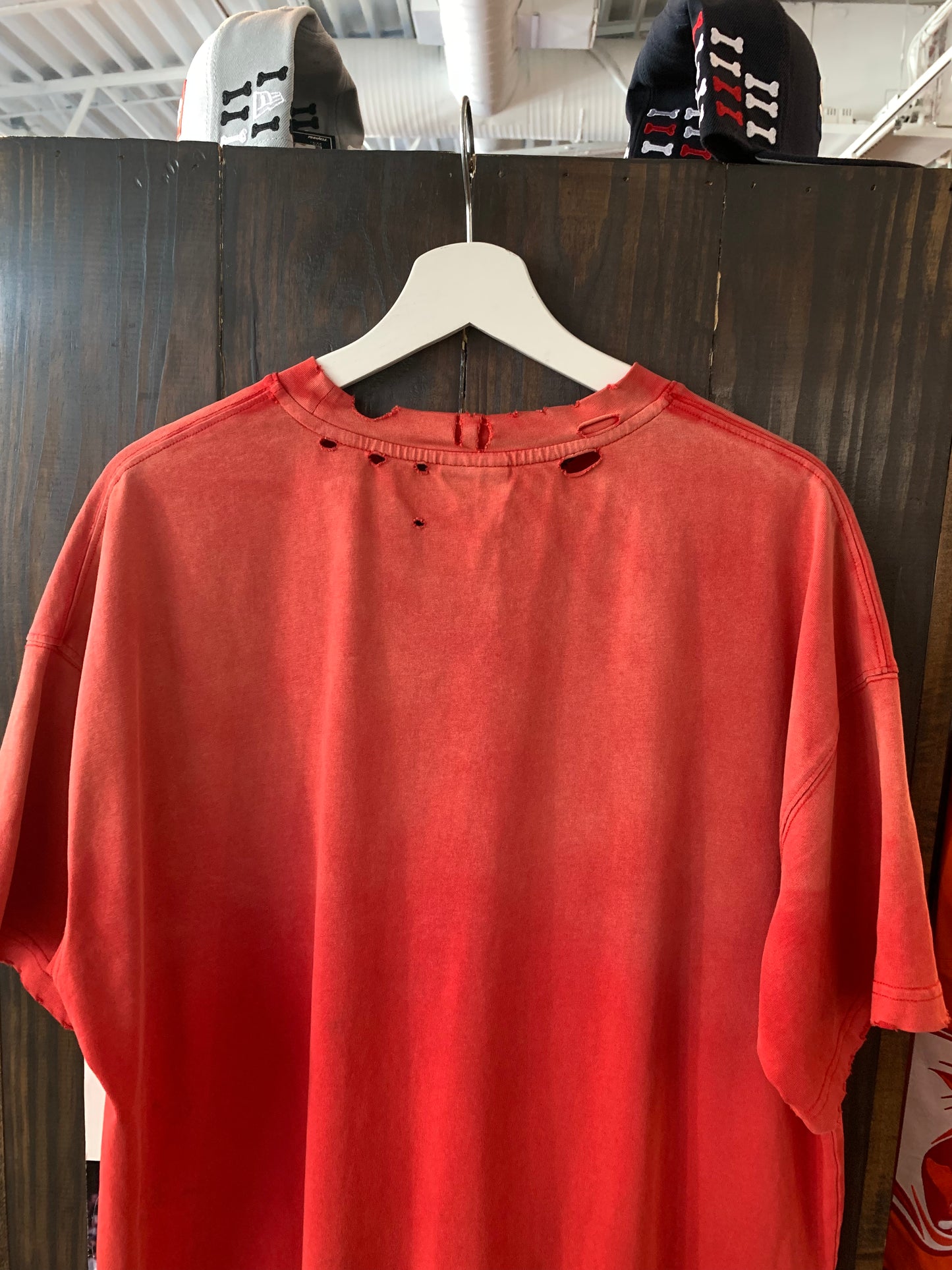 Vale Valley Dreams Tee (L) Like New