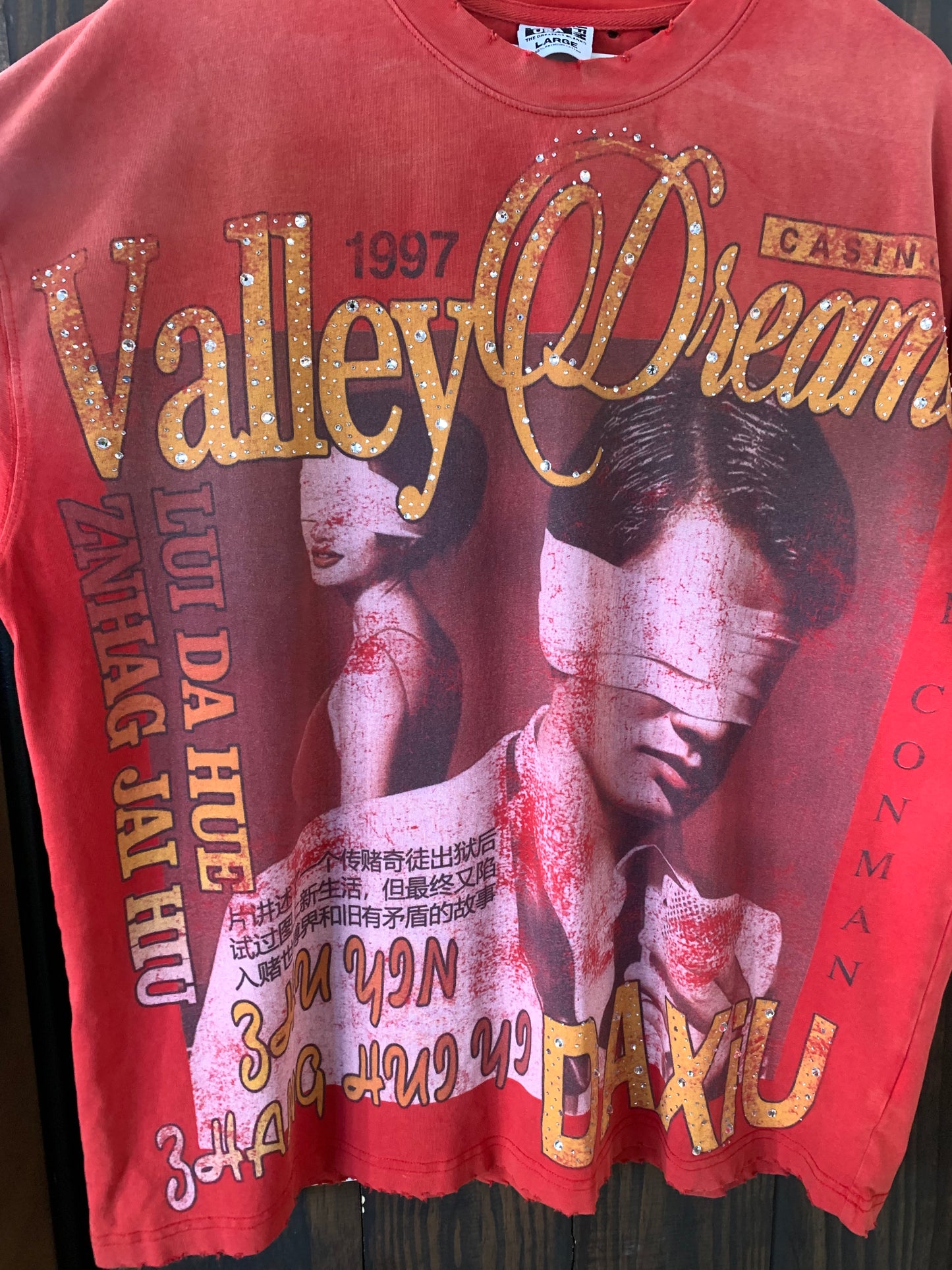 Vale Valley Dreams Tee (L) Like New