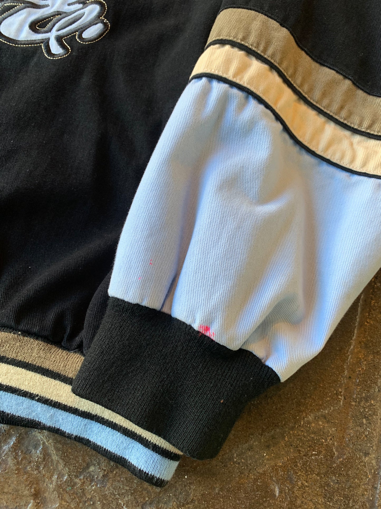 Vtg Wile E Coyote Racing Jacket (XXL) Worn