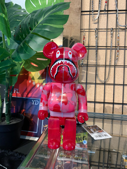 Bape Shark Bearbrick 400%