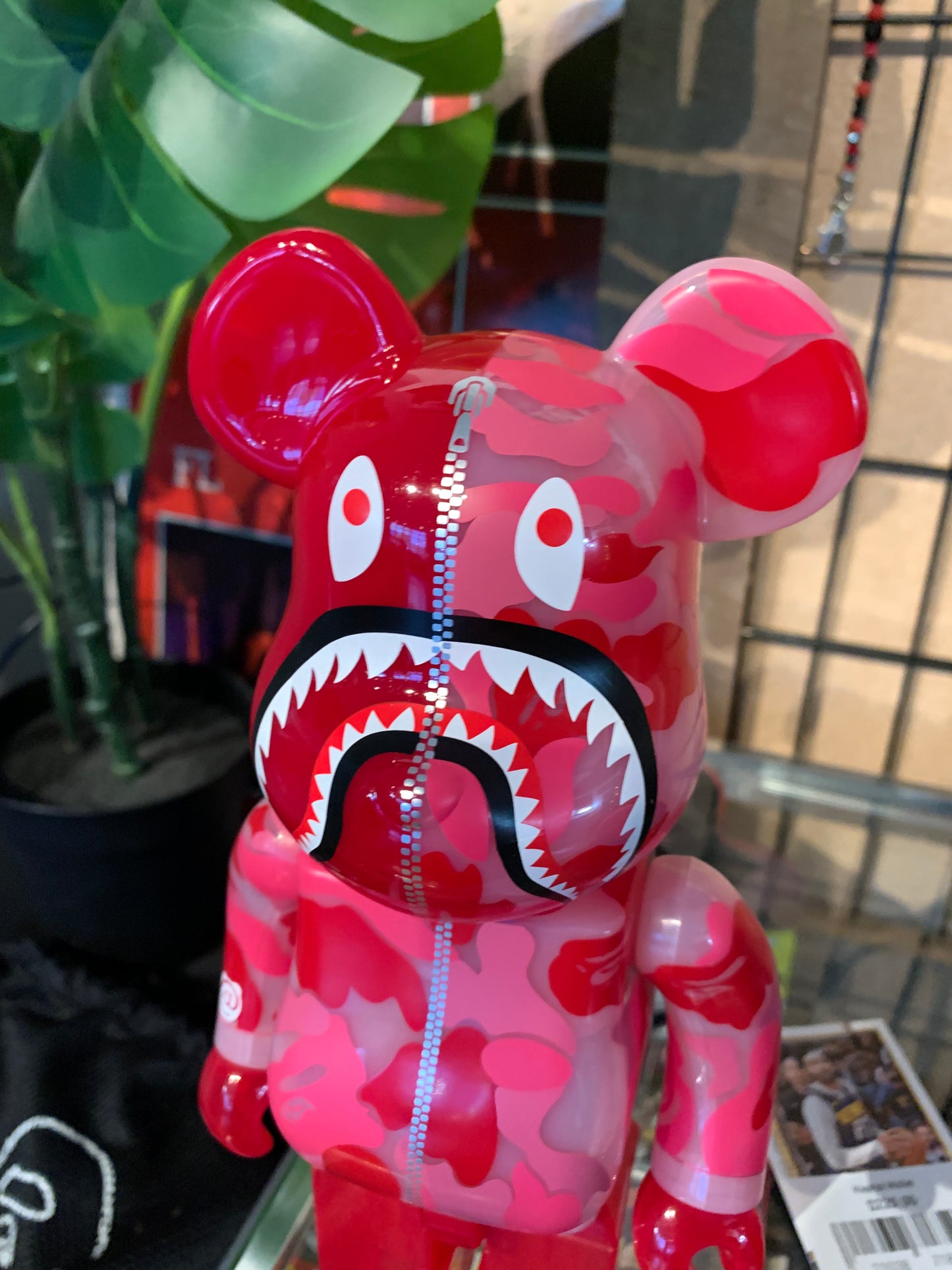 Bape Shark Bearbrick 400%