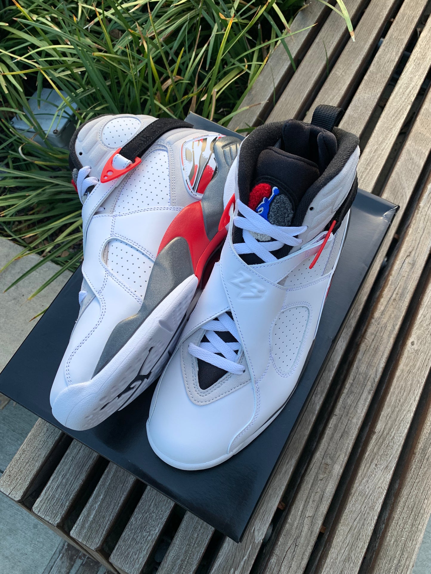 AJ8 Bugs Bunny ‘25 (10.5) DS