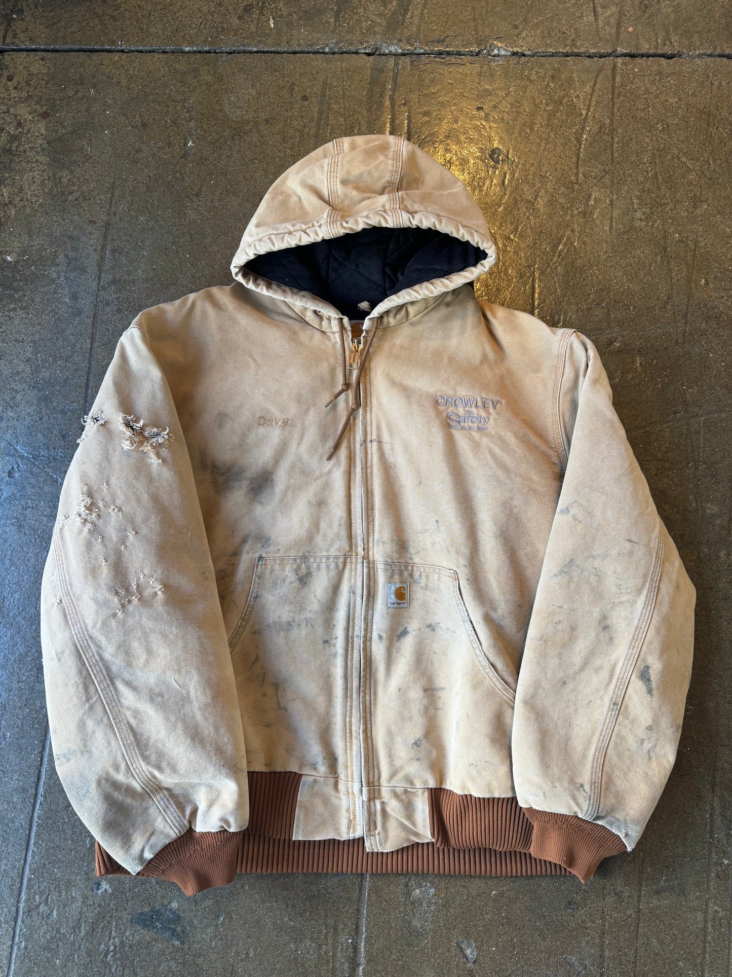 Vintage 90s distressed hooded Carhartt jacket (2XL)