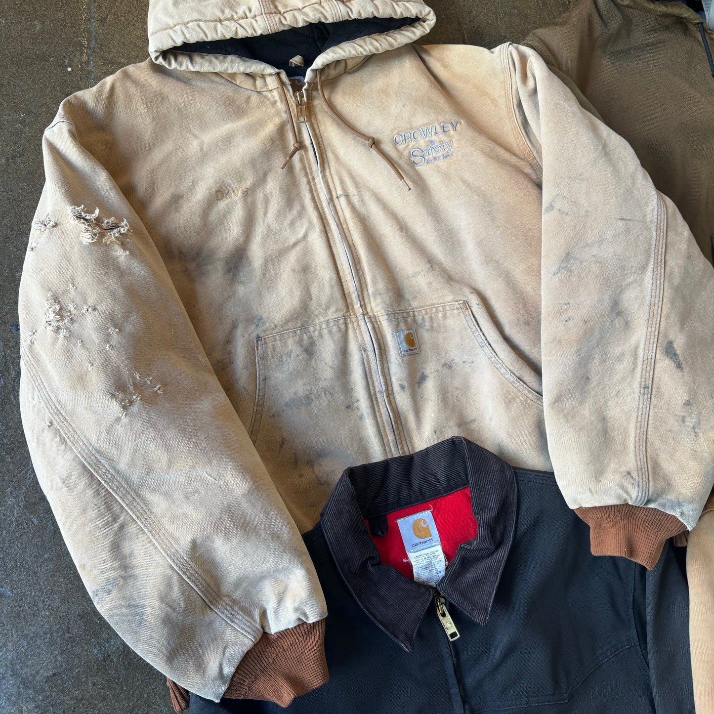 Vintage 90s distressed hooded Carhartt jacket (2XL)