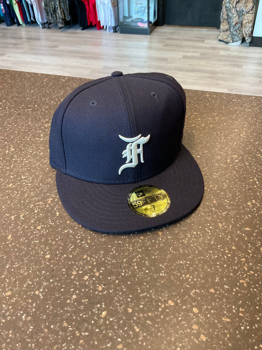 FOG Essentials Fitted (7) Navy
