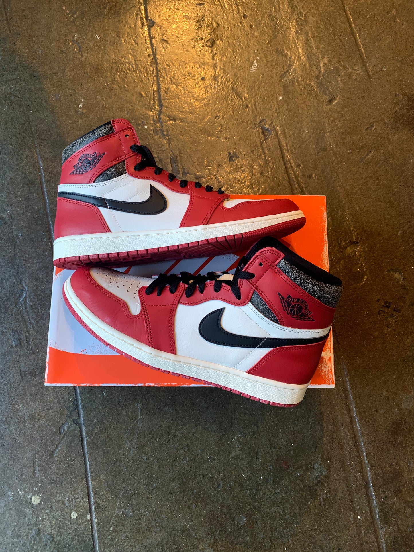 AJ1 Lost & Found (11.5) Lightly Worn