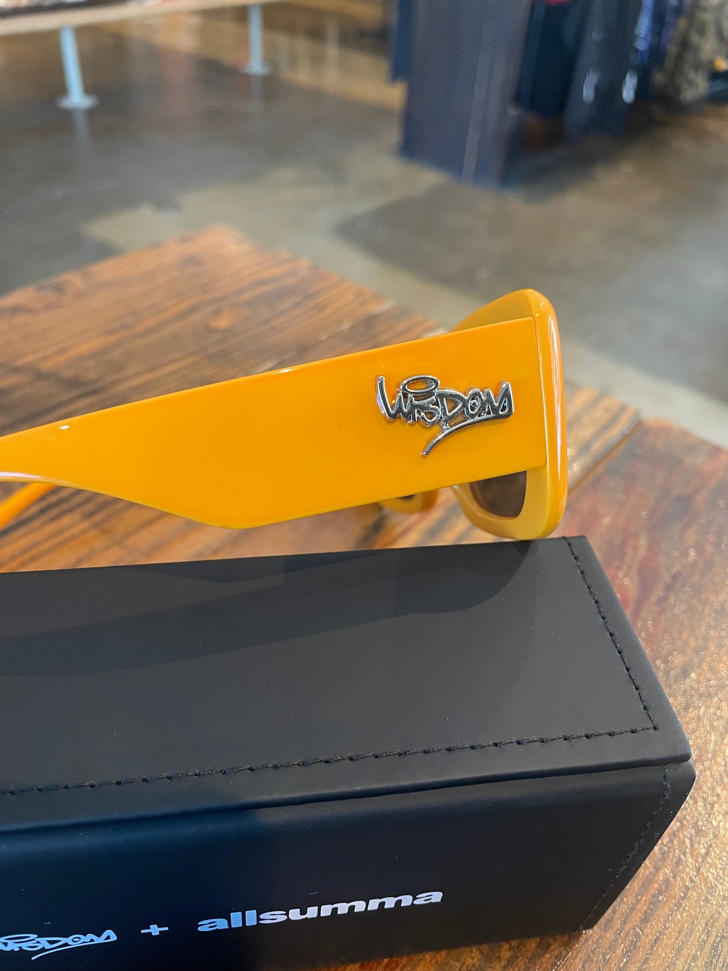 Wisdom X Anwar Carrots “Makes Yellow” Frames