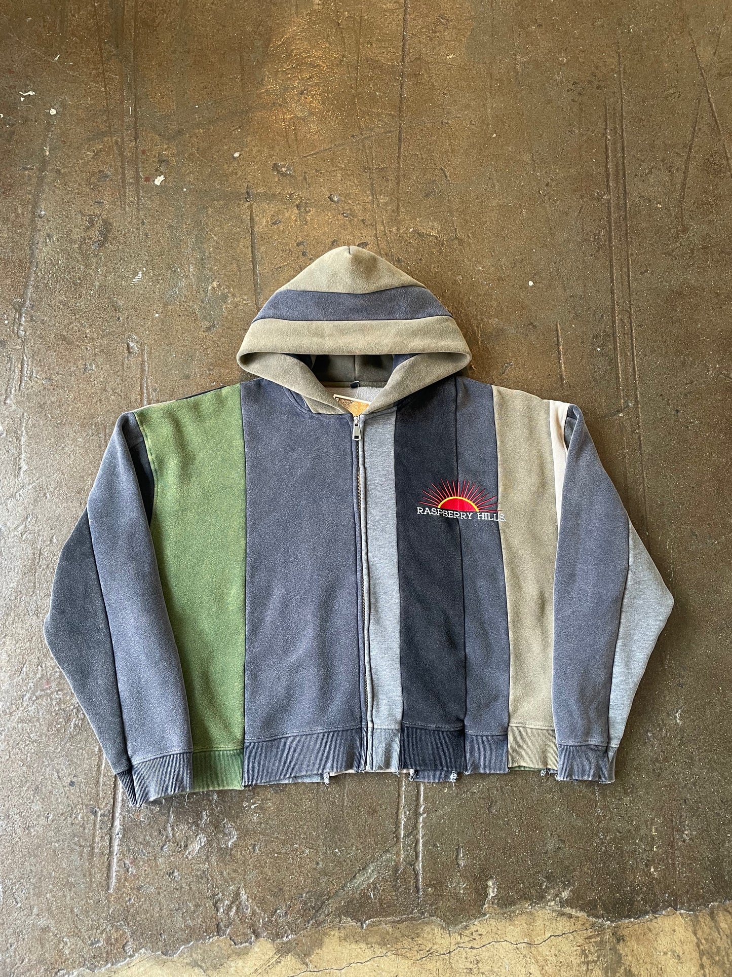 GV Gallery Hoodie (M)