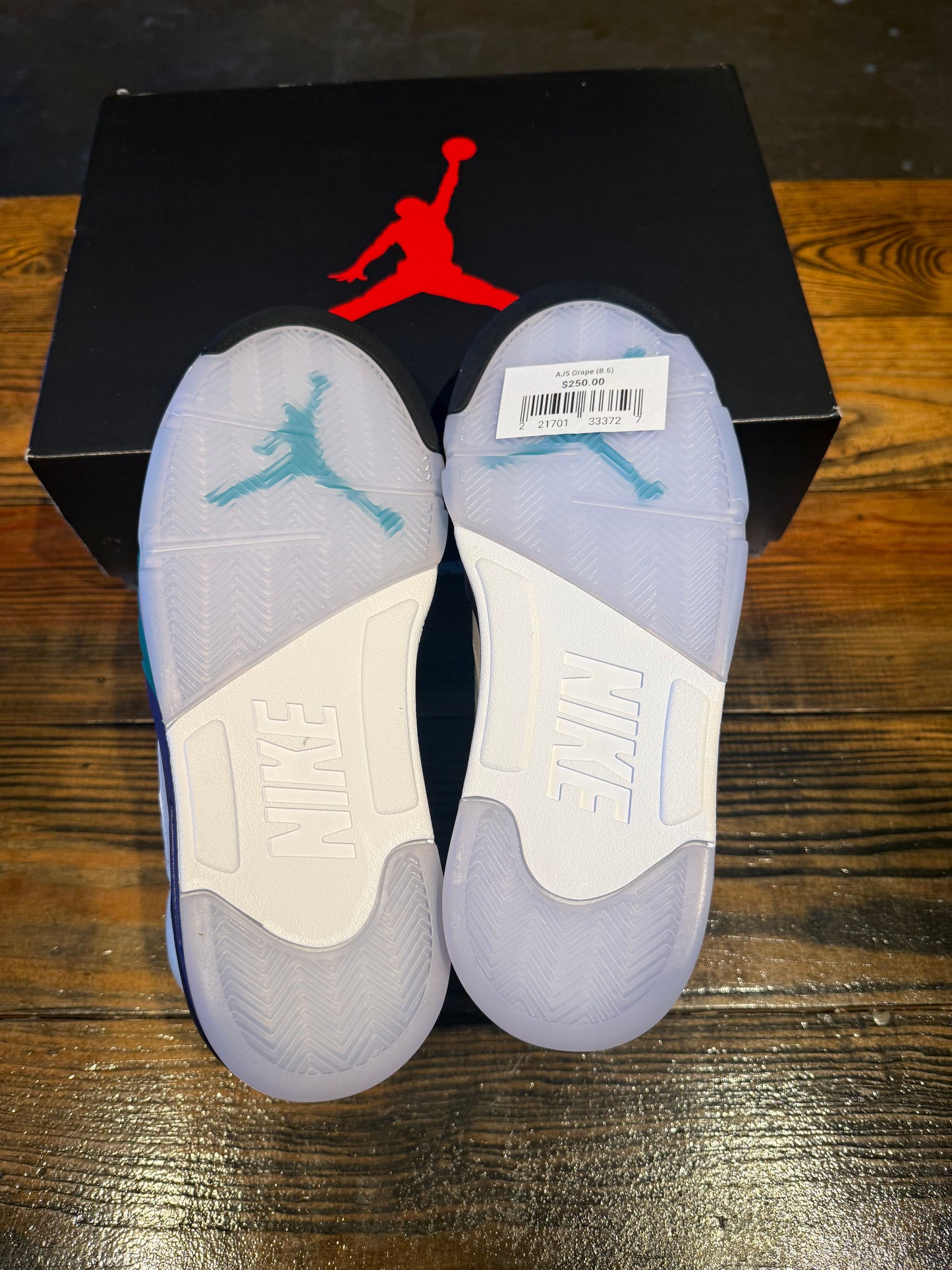 Supreme Dunk Low (8.5)