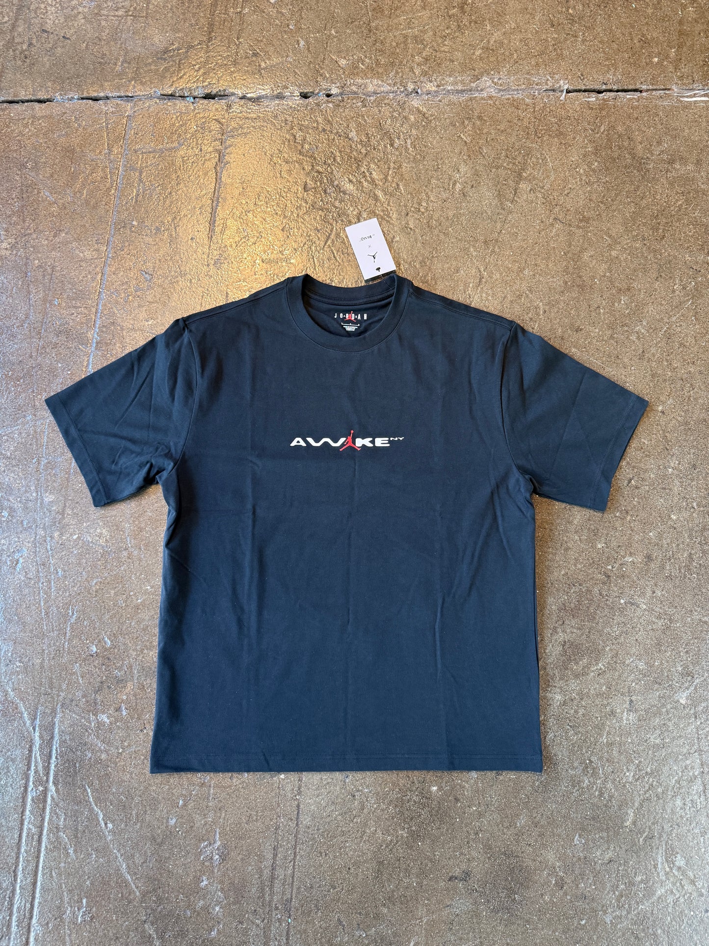 Awake Jordan NY Tee (L)