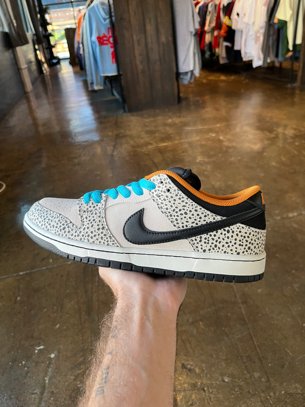 SB Dunk Low Electric Safari (9)