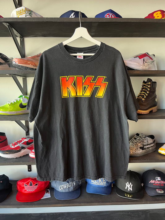 Vintage Kiss Spellout Tee (2XL)