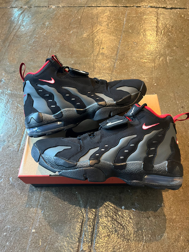 Air Diamond Turf Falcons (9.5)