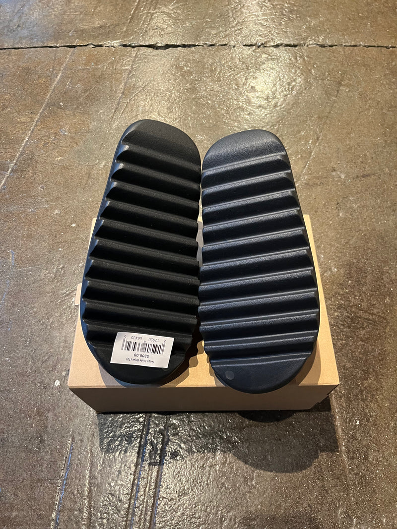 Yeezy Slide Onyx (10)