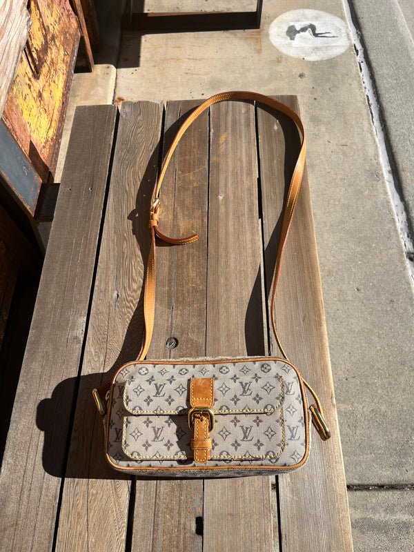 Vtg LV Cross Body Bag