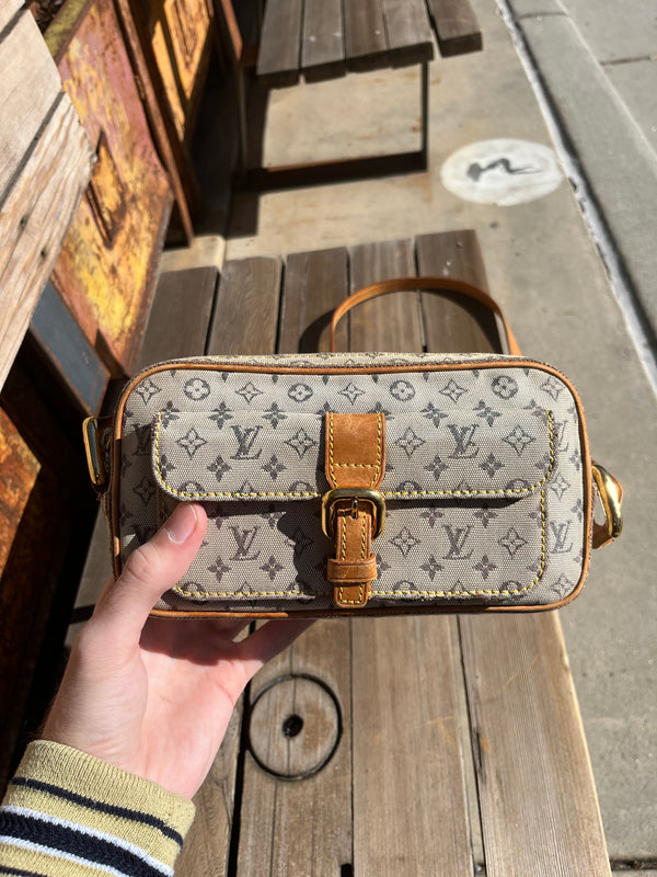 Vtg LV Cross Body Bag