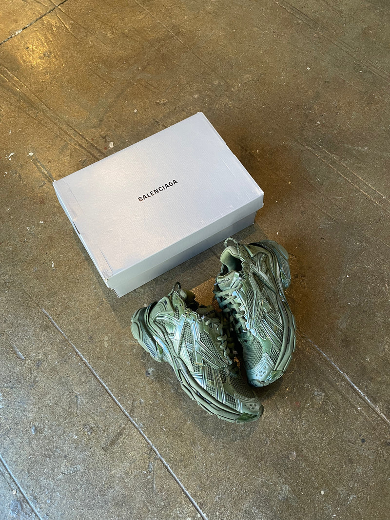 Balenciaga Track Runner Sneaker (44)