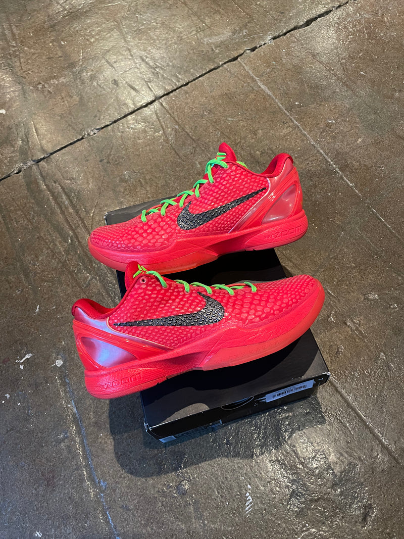 Kobe 6 reverse grinch (10)